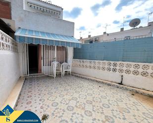 Terrassa de Dúplex en venda en Torrevieja amb Terrassa, Moblat i Piscina comunitària