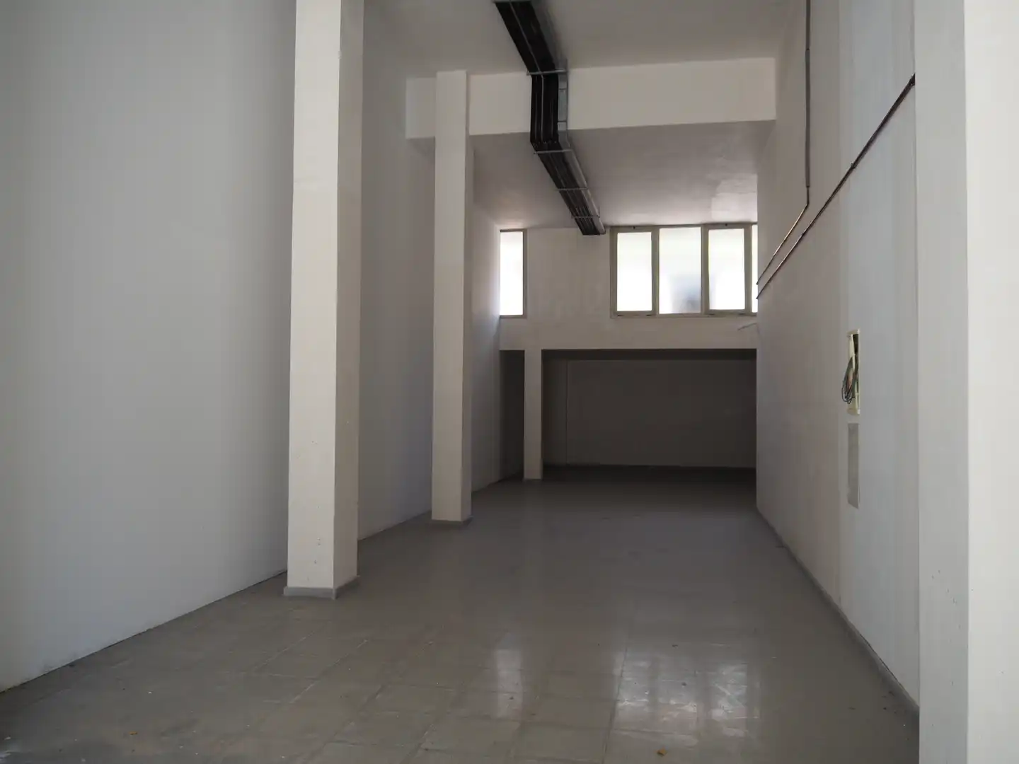 Gewerbefläche zur Miete in Ronda Barceló 73, imagen 2