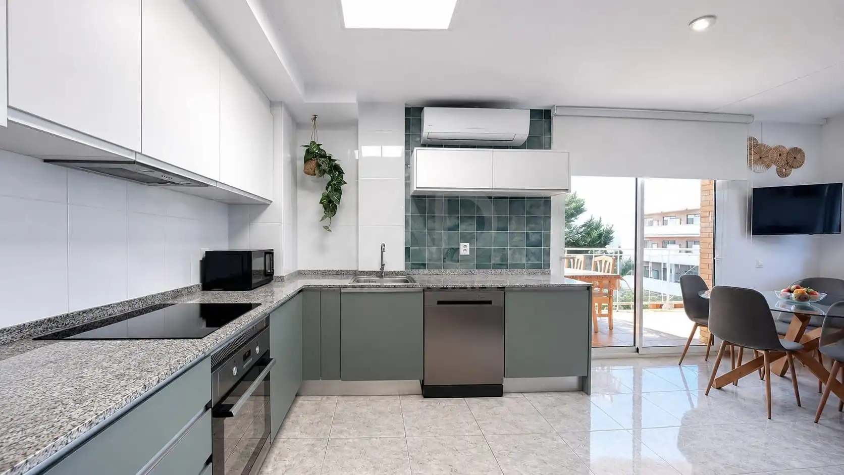 Kitchen of Flat for sale in Salou  with Air Conditioner, Heating and Terrace