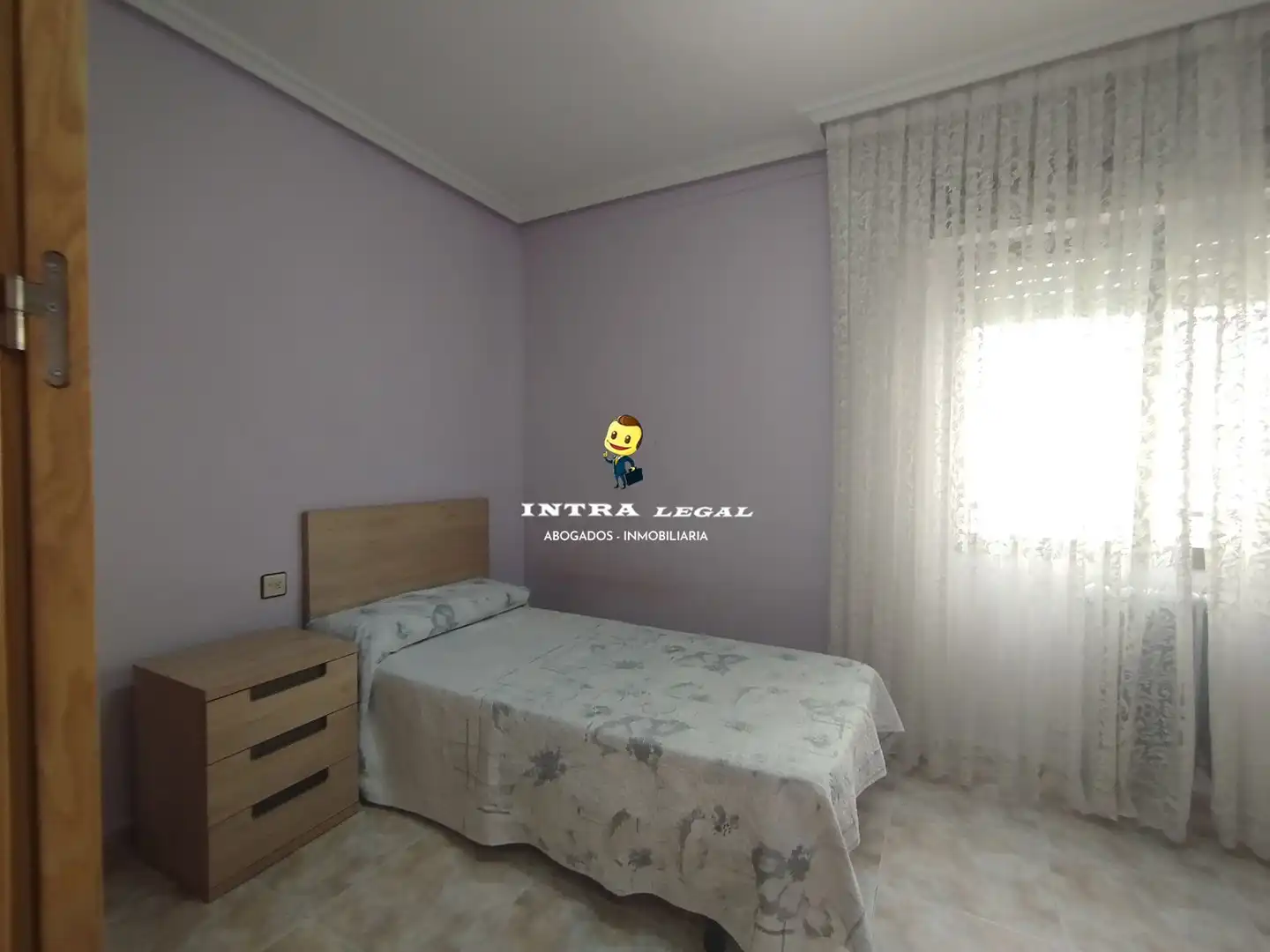 Habitación de Piso para compartir en Salamanca con Calefacción, Terraza y Amueblado