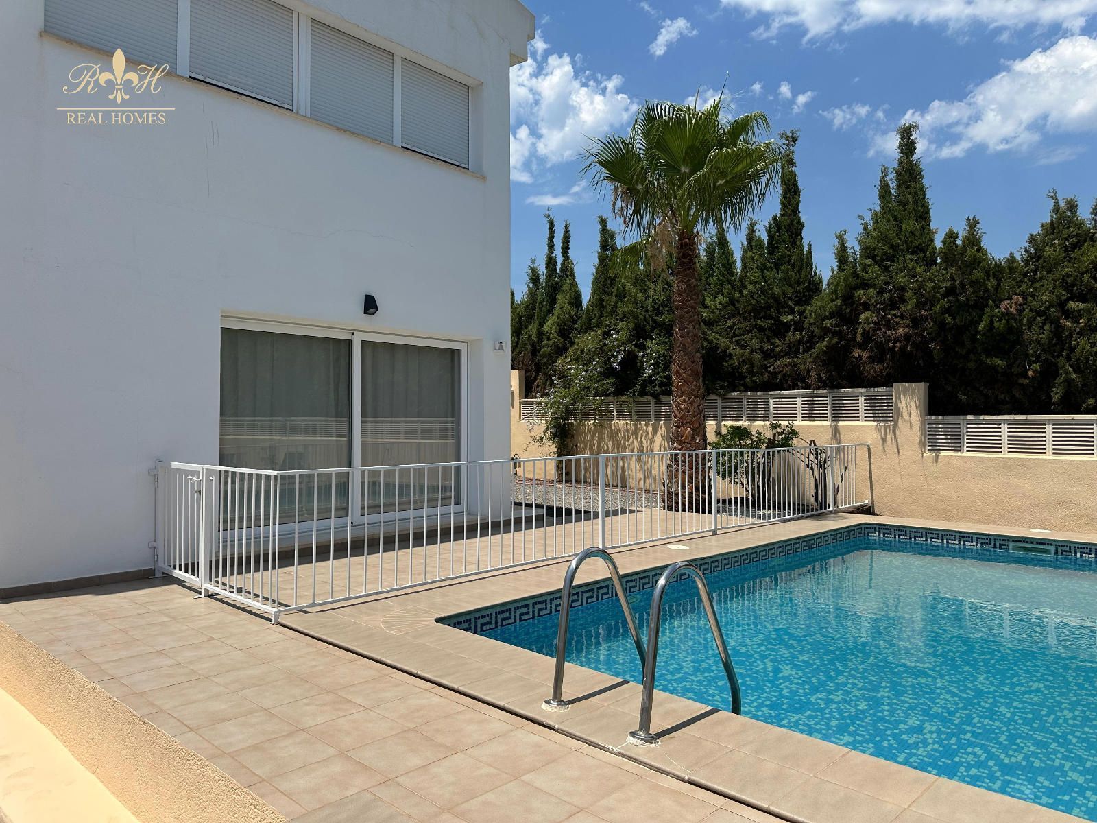 Swimming pool of Single-family semi-detached to rent in L'Alfàs del Pi  with Air Conditioner, Terrace and Swimming Pool
