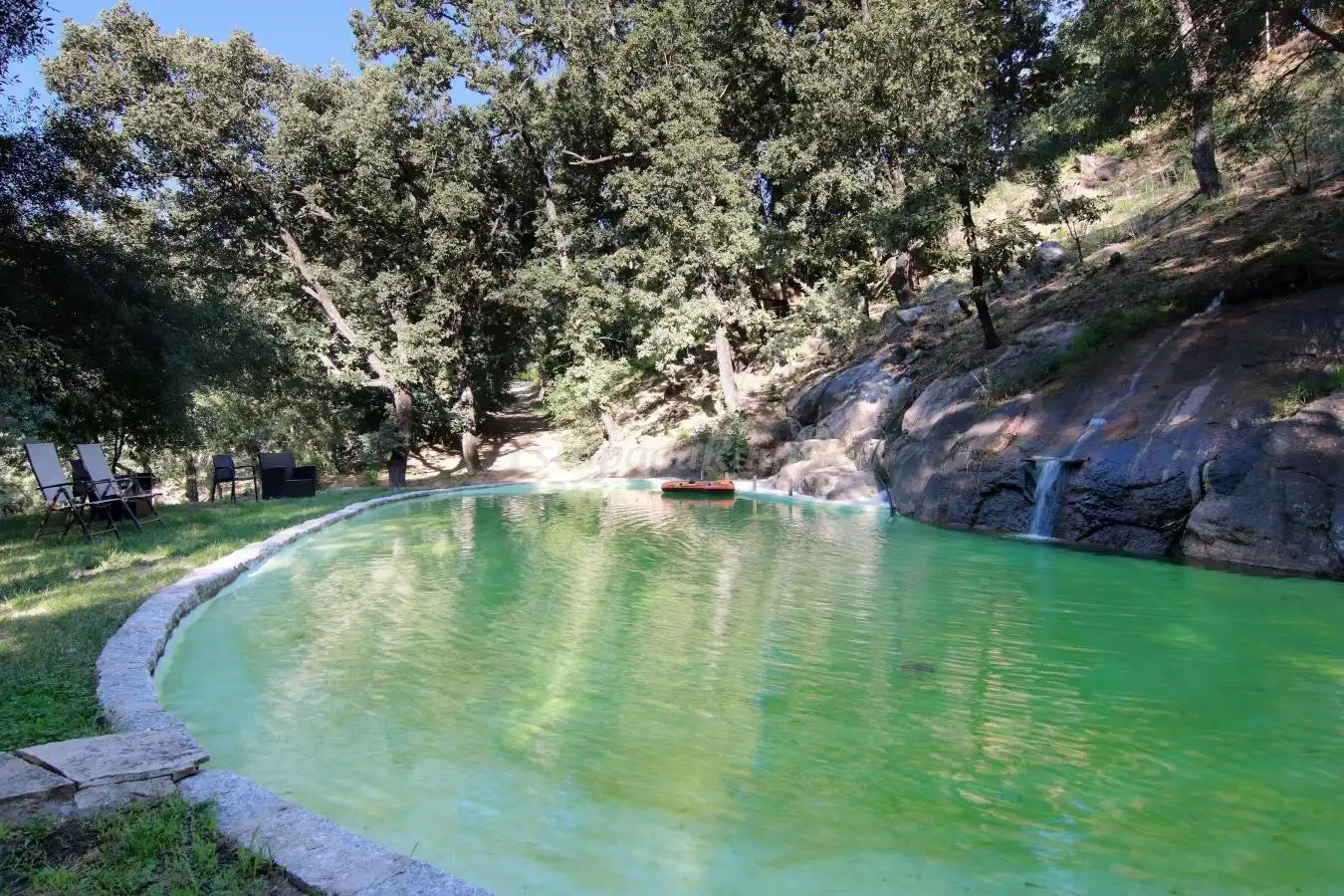 Piscina de Casa o xalet en venda en Candeleda amb Aire condicionat, Calefacció i Jardí privat