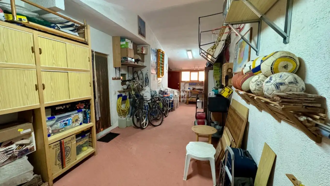 Casa adosada en venda en Moralzarzal amb Calefacció, Terrassa i Piscina comunitària