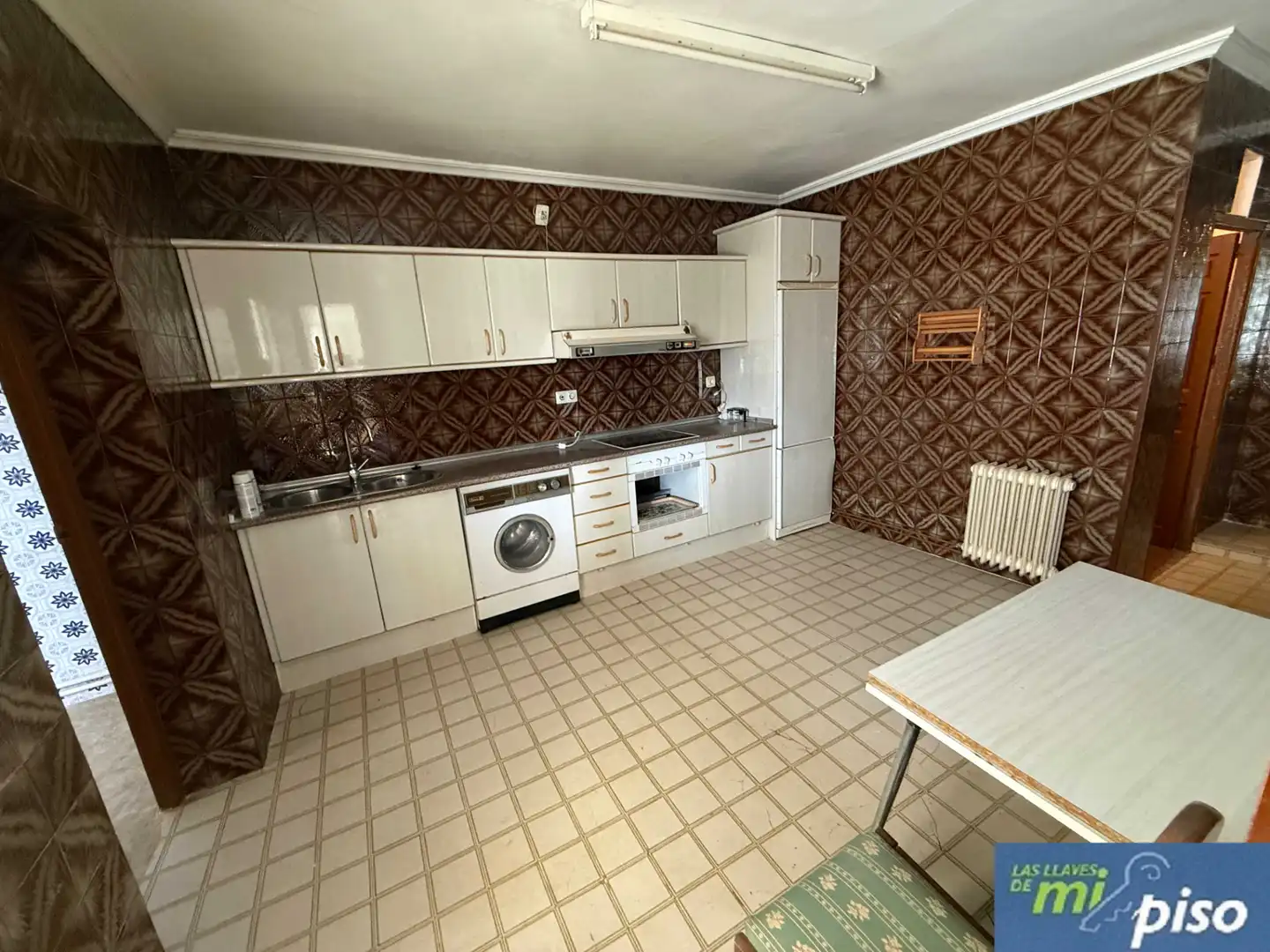 Cocina de Casa o chalet en venta en Aguilar de Campos con Calefacción, Jardín privado y Terraza