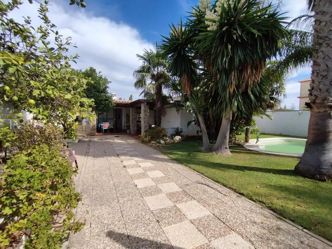Garden of Country homes for sale in Sanlúcar de Barrameda  with Private garden, Storage room and Swimming Pool