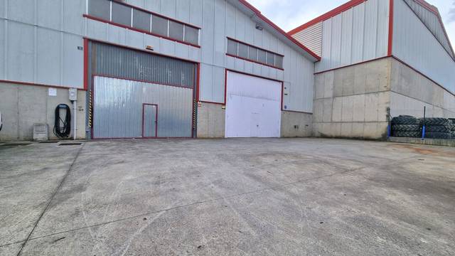 Nave industrial en Alquiler en Txatxamendi Kalea en Lezo
