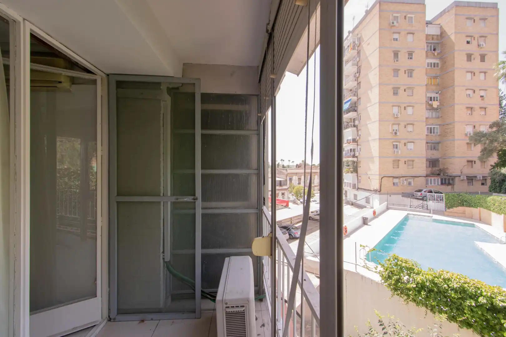 Terrassa de Pis en venda en San Juan de Aznalfarache amb Aire condicionat, Terrassa i Piscina comunitària