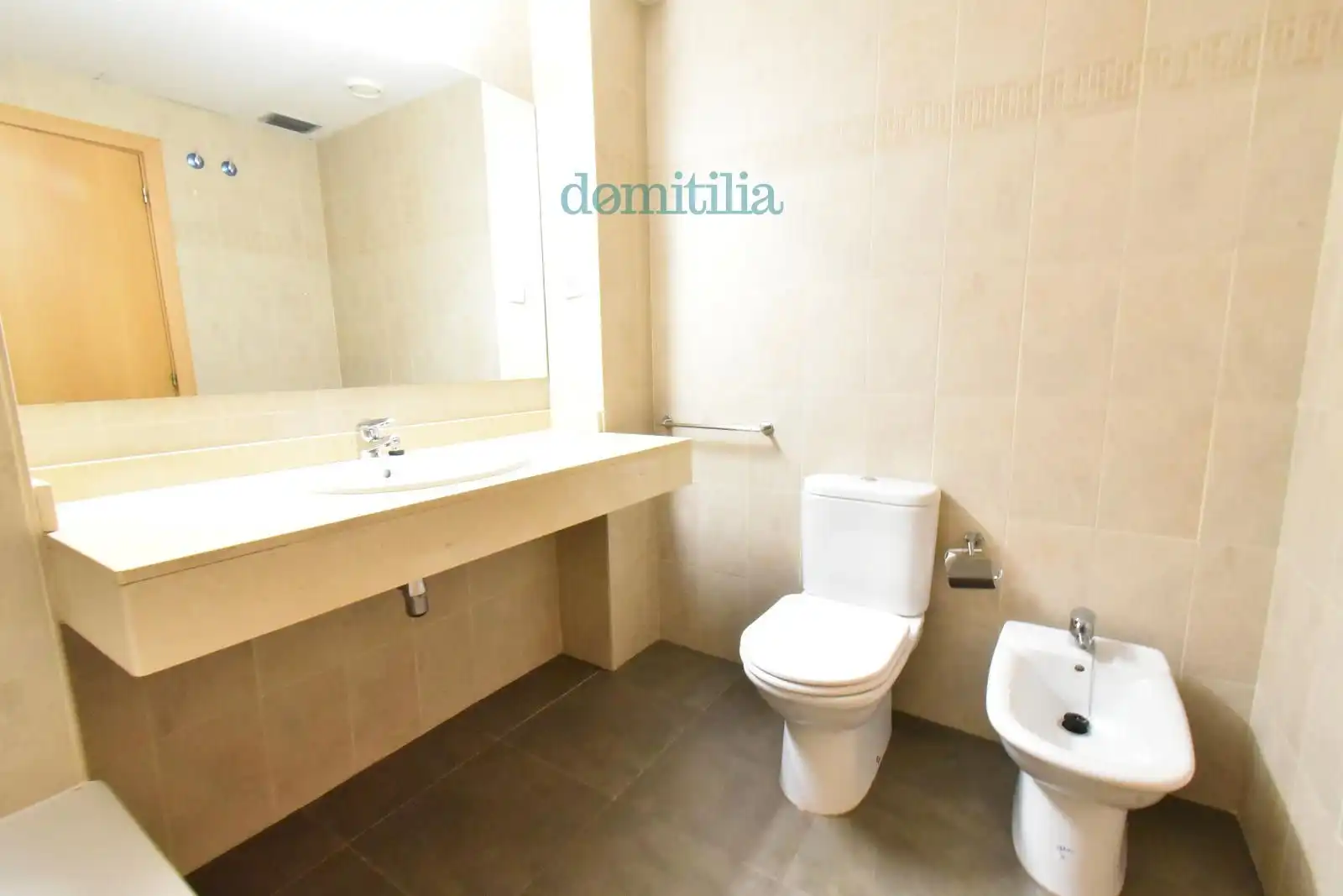 Piso de alquiler en zurbano, Centre