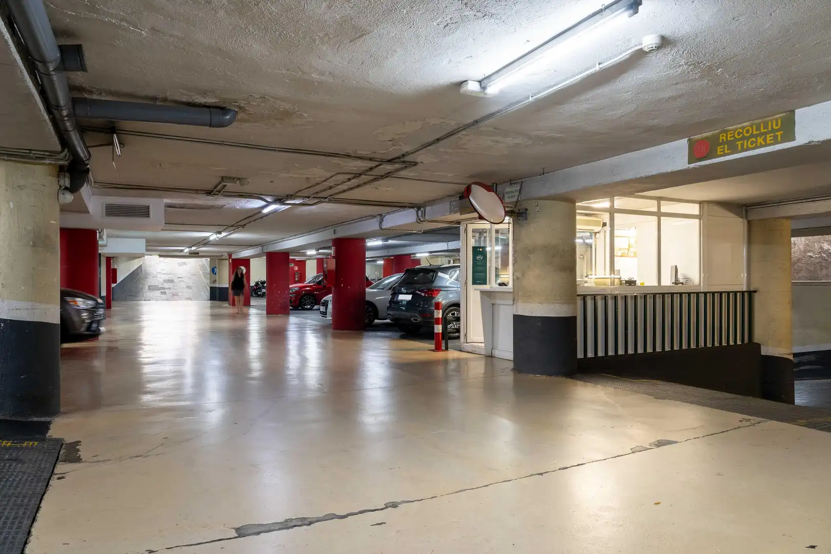 Einzelparkplatz zur Miete in CALLE VALENCIA 375, imagen 4