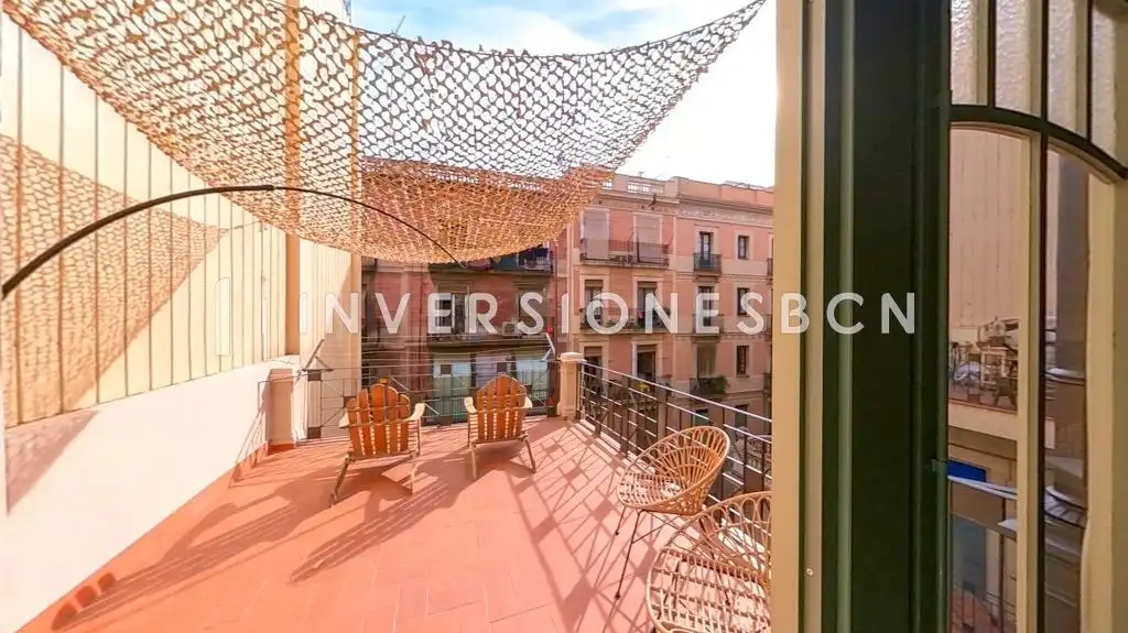 Flat for rent in Calle TRAFALGAR, Sant Pere, Sta. Caterina i la Ribera