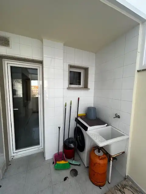 Baño de Apartamento en venta en Sanxenxo con Terraza, Trastero y Amueblado