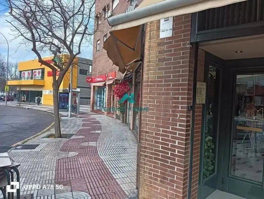 Vista exterior de Local de lloguer en Alcorcón amb Aire condicionat i Moblat