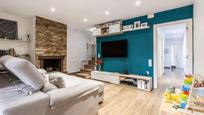 Living room of Flat for sale in Terrassa  with Air Conditioner, Heating and Terrace