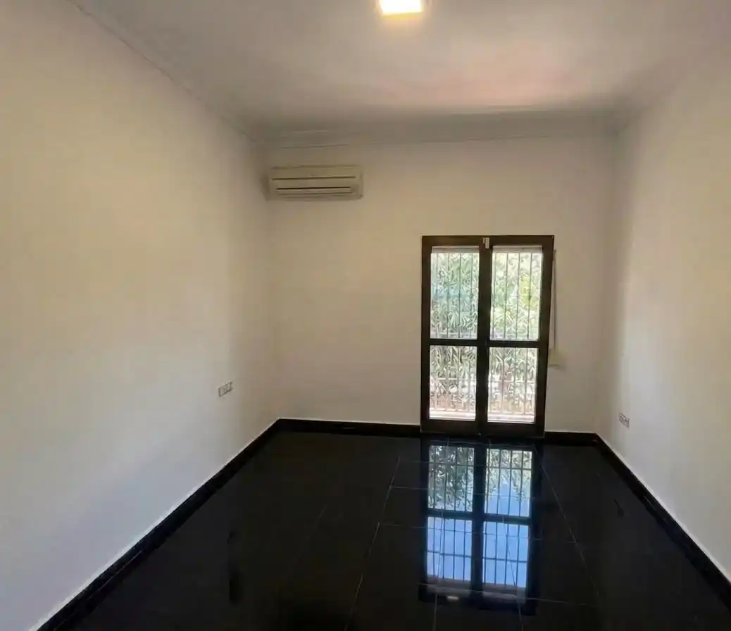 Casa adosada en venda en  Sevilla Capital amb Aire condicionat i Balcó