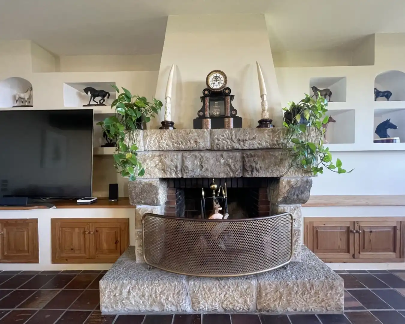 Sala d'estar de Casa o xalet en venda en Medio Cudeyo amb Jardí privat, Parquet i Traster