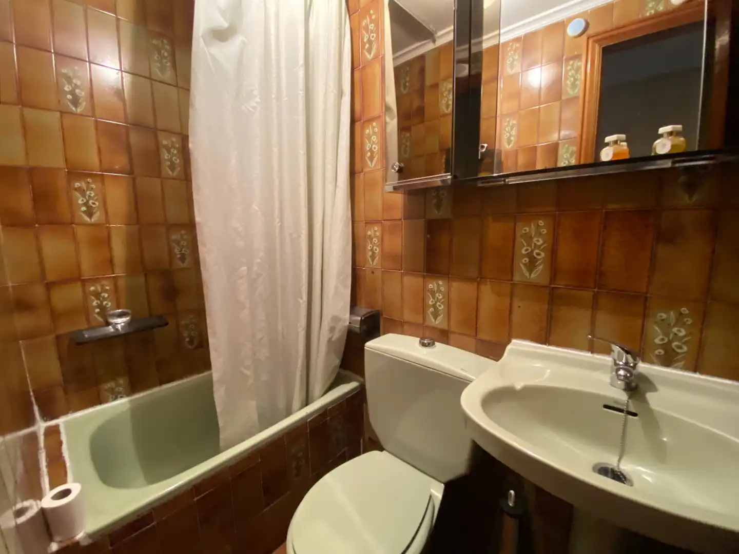Bathroom of Flat for sale in Palencia  with Heating and Furnished