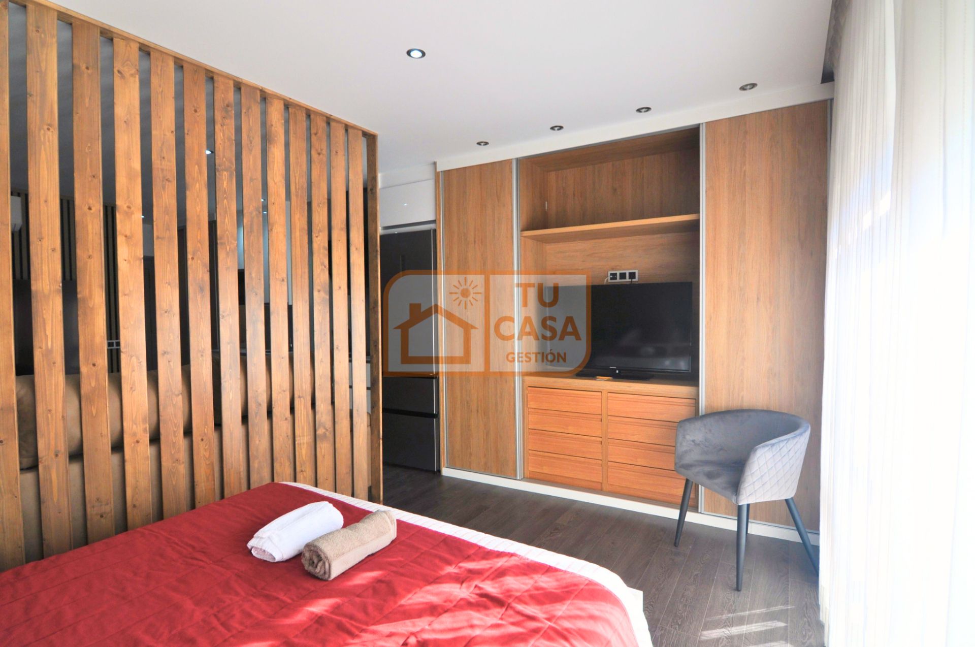 Dormitori de Apartament de lloguer en Cáceres Capital amb Aire condicionat, Calefacció i Moblat