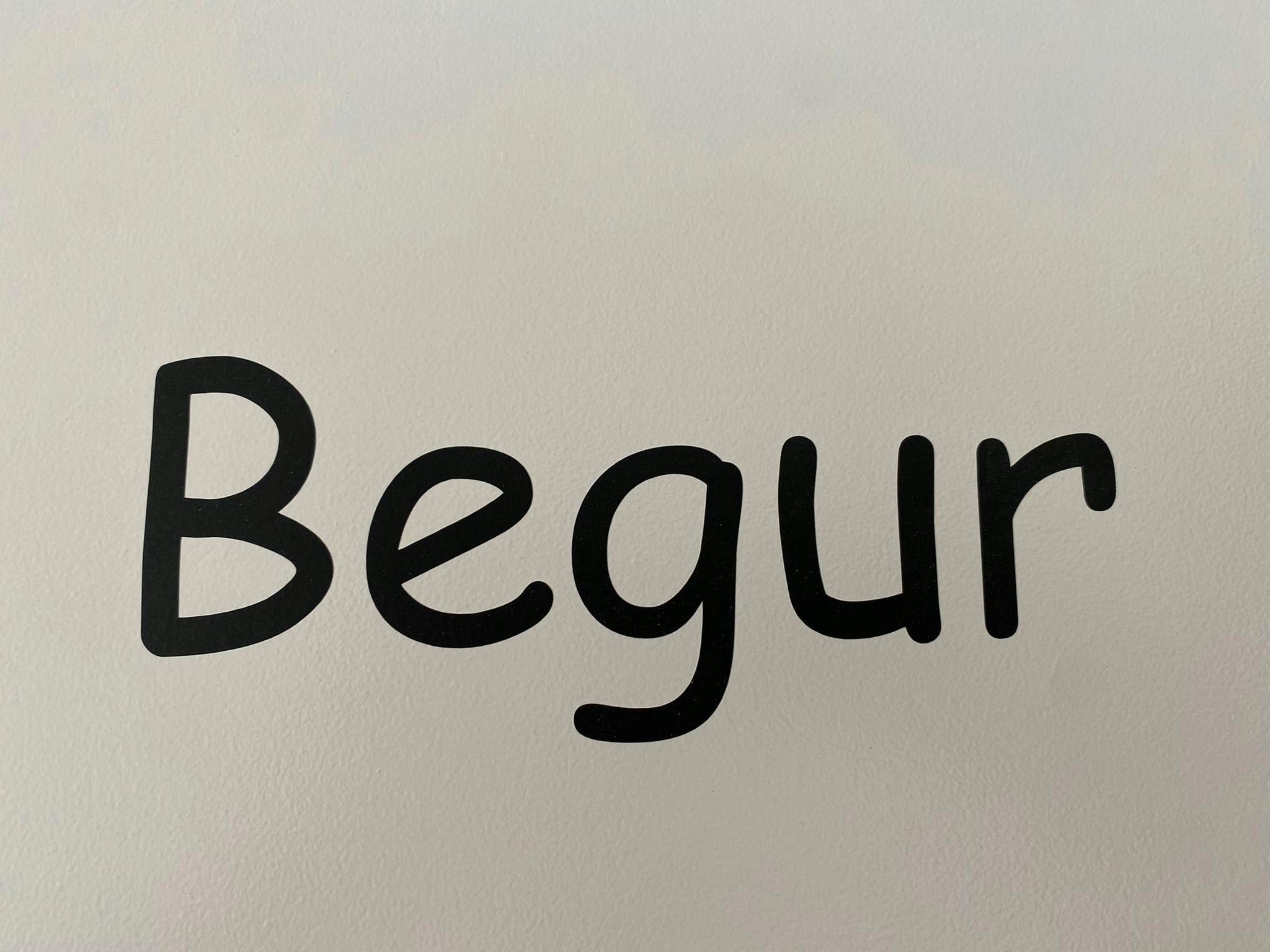 Pis per a compartir en L'Hospitalet de Llobregat amb Calefacció, Moblat i Rentadora