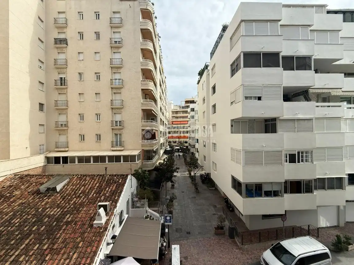 Vista exterior de Piso en venta en Marbella