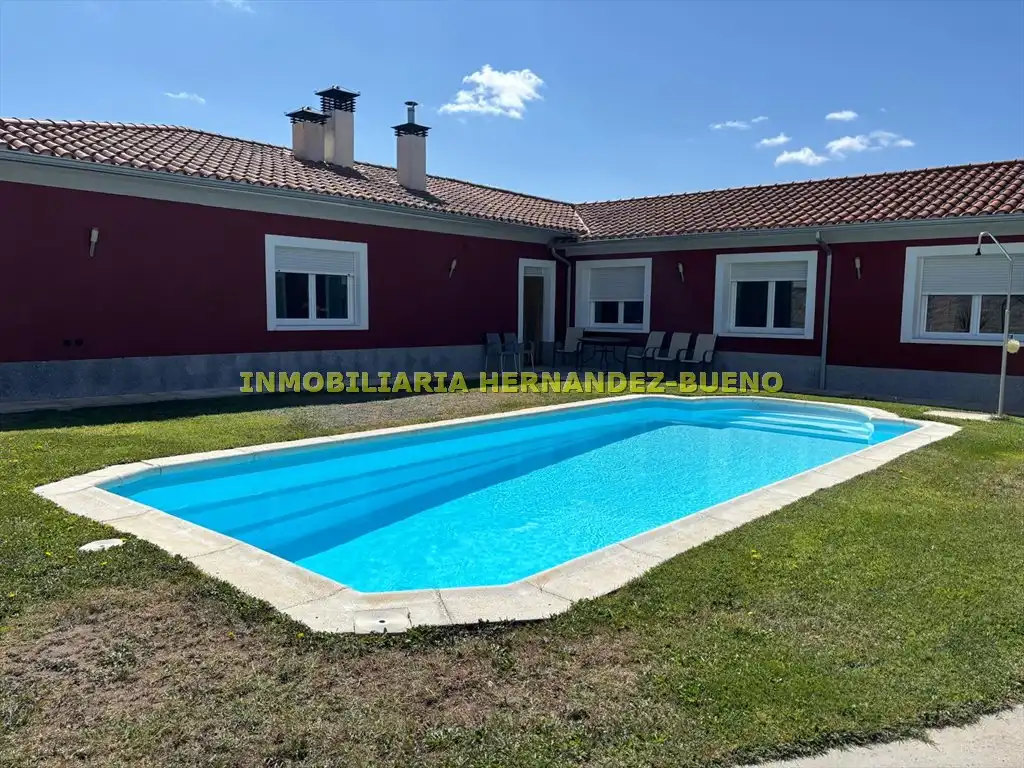 Xalet amb piscina en venda a Villamayor, imagen 13