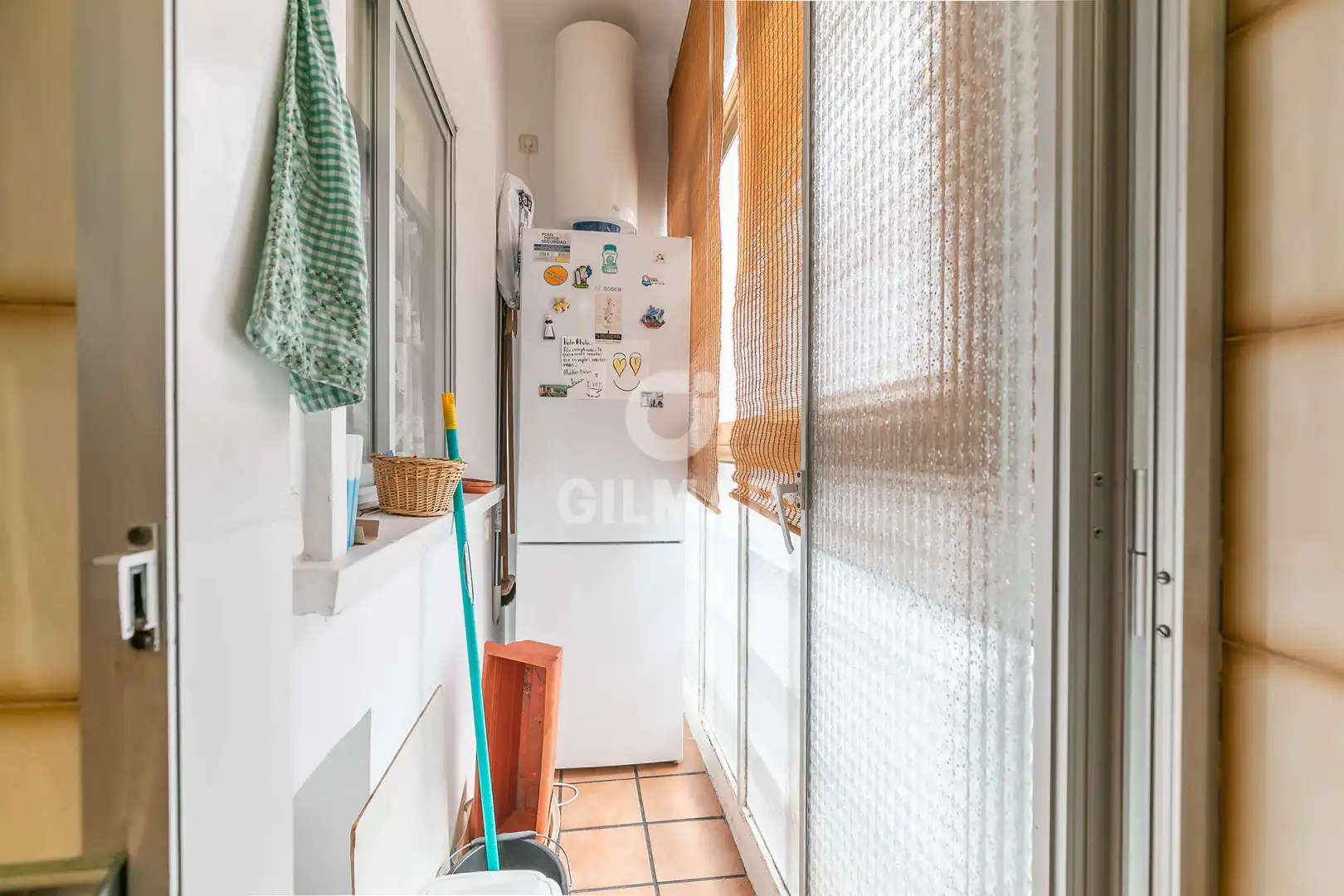 Piso en venta en Madrid con Calefacción y Balcón