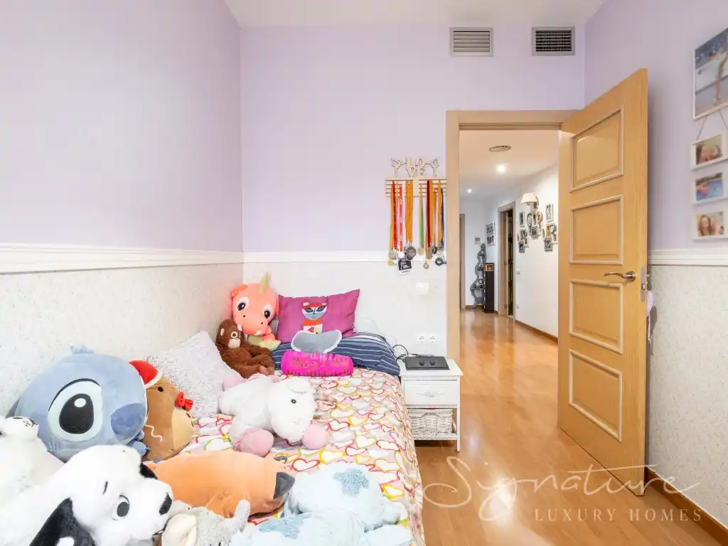 Bedroom of Ground floor for sale in Sant Cugat del Vallès  with Air Conditioner, Private garden and Terrace