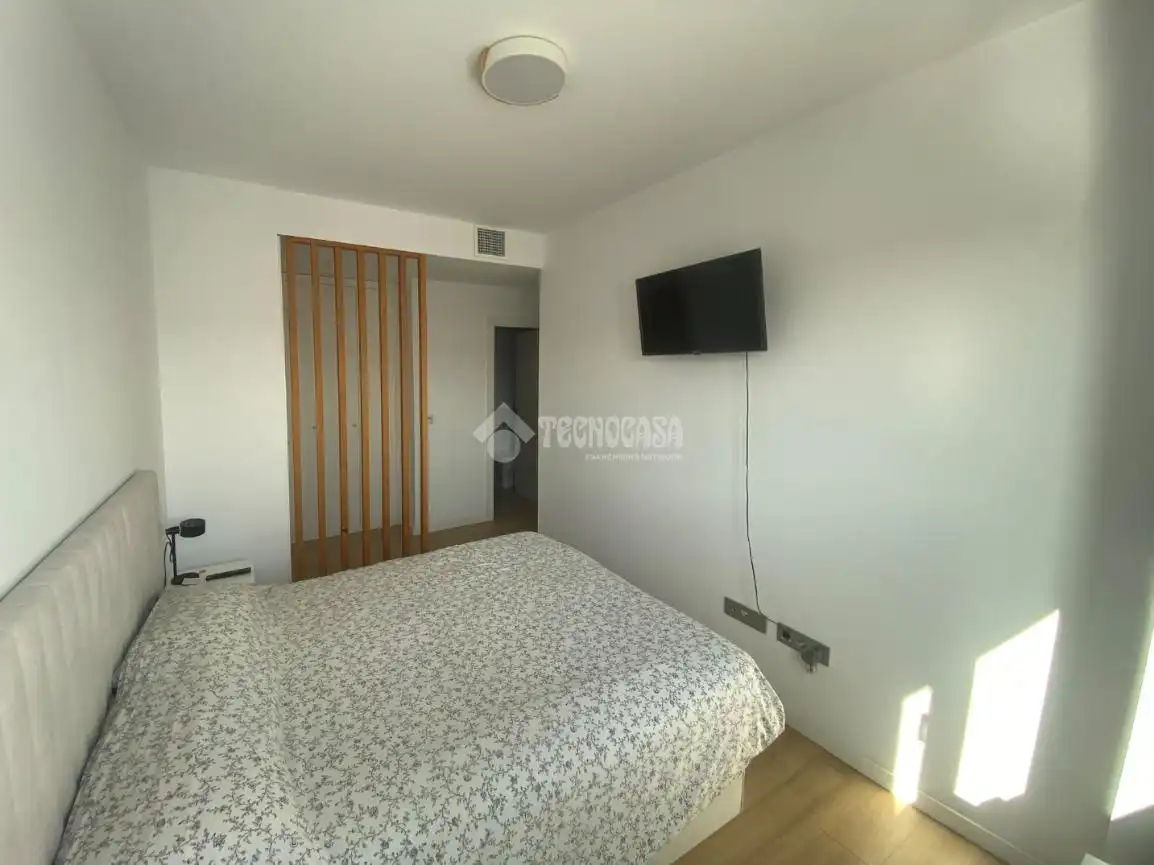 Piso con piscina en venta en Av. Manuel Clavero Arévalo, imagen 5