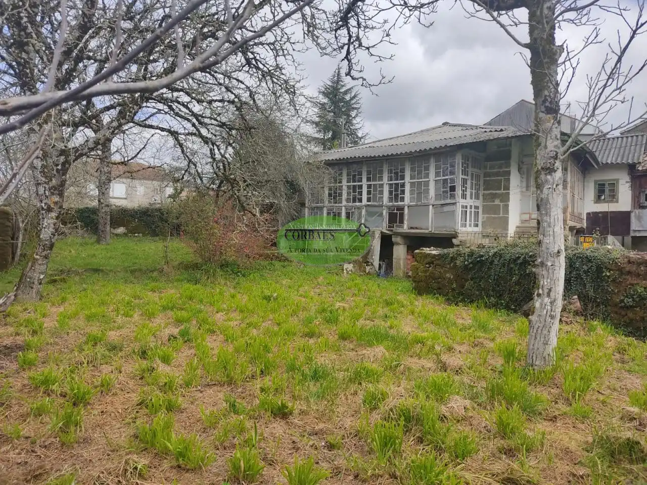 Casa amb terrassa en venda a San Cristovo de Cea