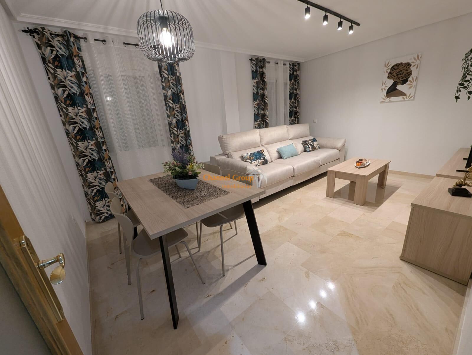 Flat to rent in Plaza Crevillente - Antiguos Juzgados - El Asilo