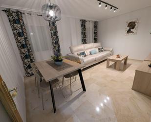Sala d'estar de Pis de lloguer en Elche / Elx amb Aire condicionat i Parquet