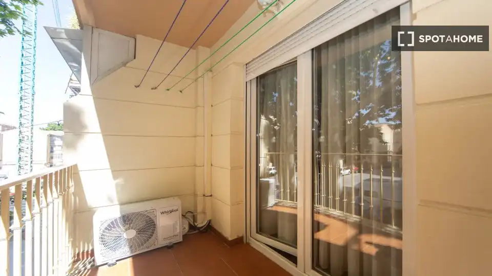 Room in Barrio de Zaidín
