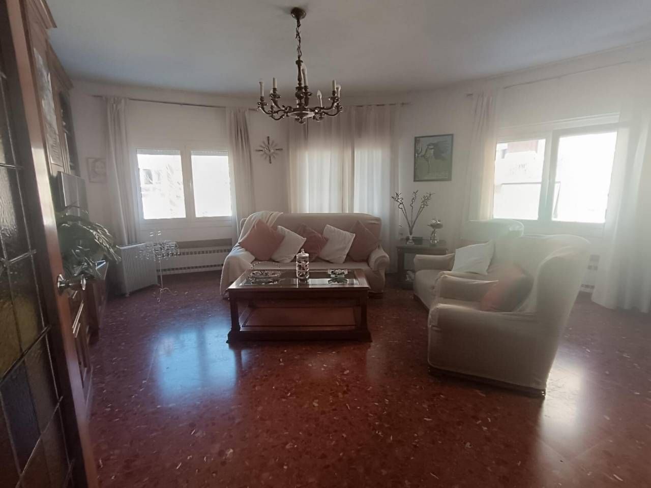 Living room of Flat for sale in Cornellà de Llobregat