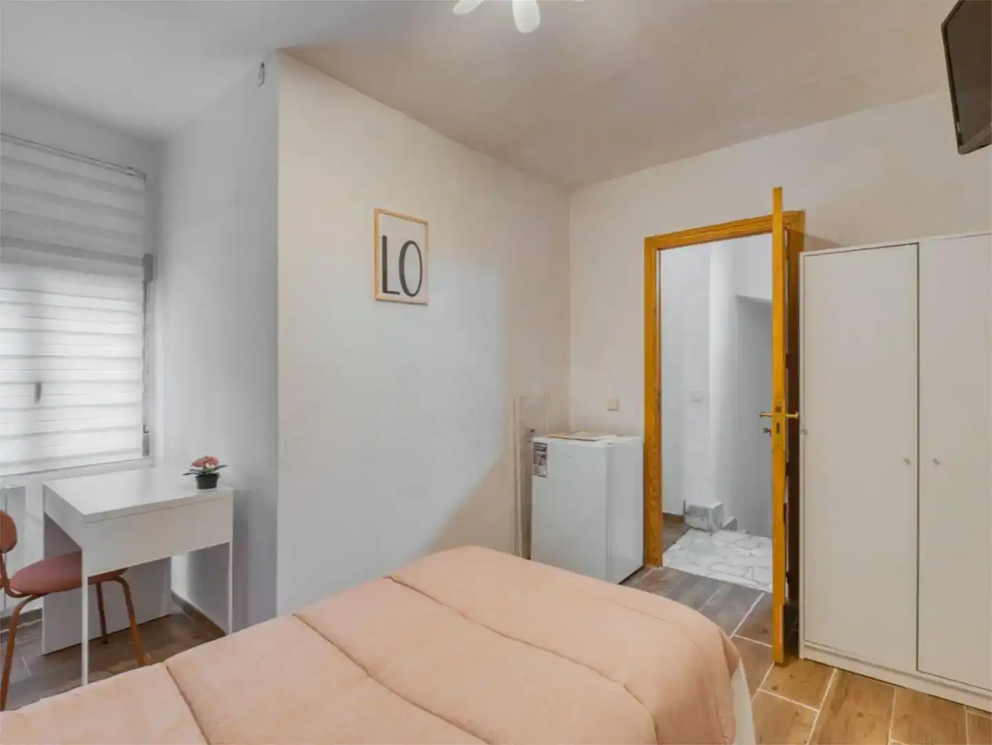 Bedroom of Study for rent in Estremera  with Air Conditioner, Furnished and Balcony