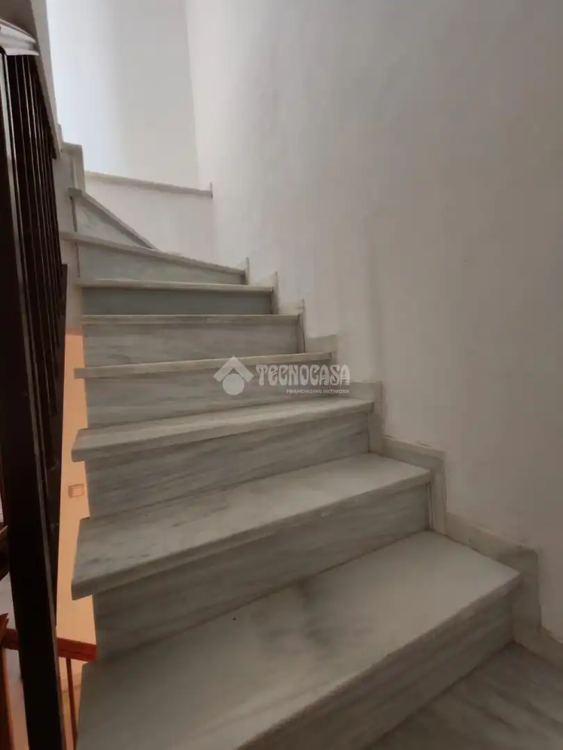 Casa adosada en venta en Marchena