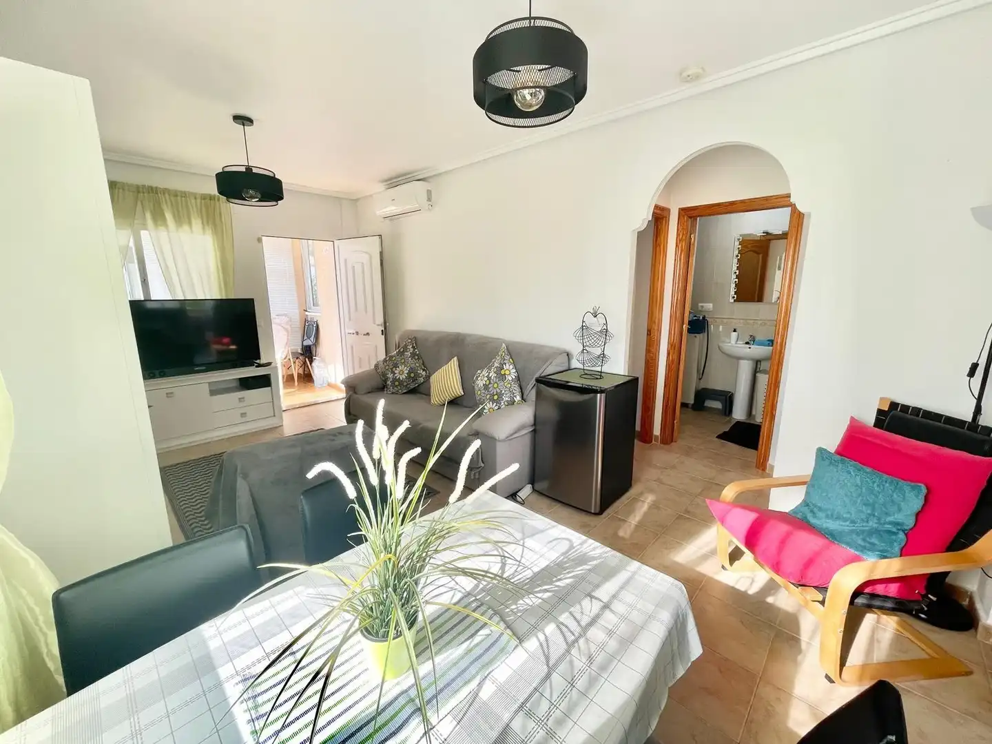 Sala de estar de Casa o chalet de alquiler en Pilar de la Horadada con Aire acondicionado, Terraza y Piscina