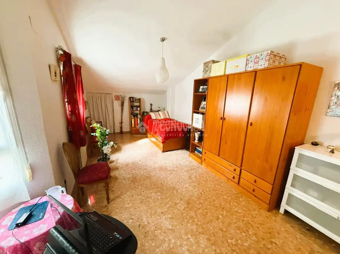 Habitación de Piso en venta en Valencia con Aire acondicionado, Calefacción y Terraza