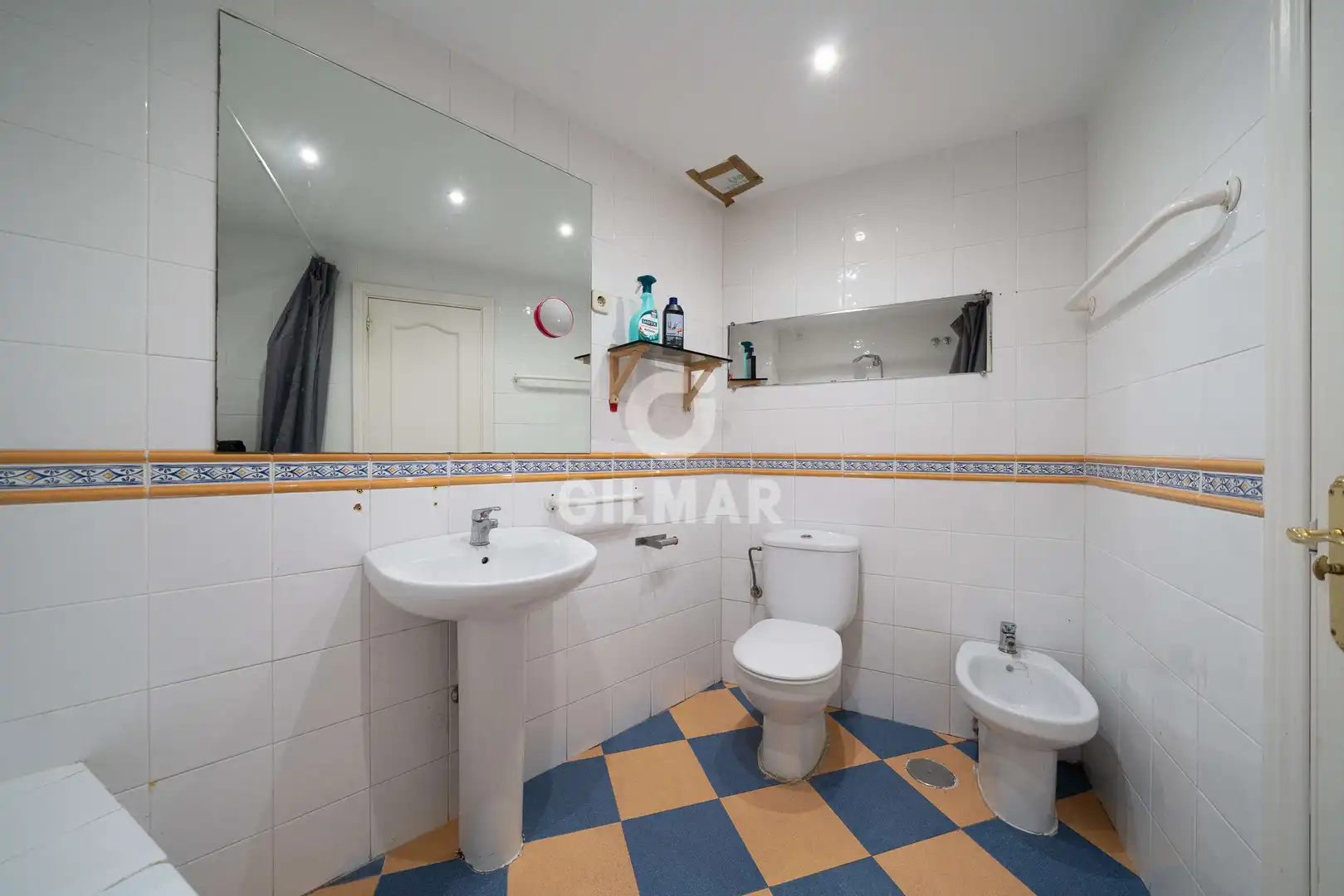 Baño de Piso en venta en Madrid con Calefacción