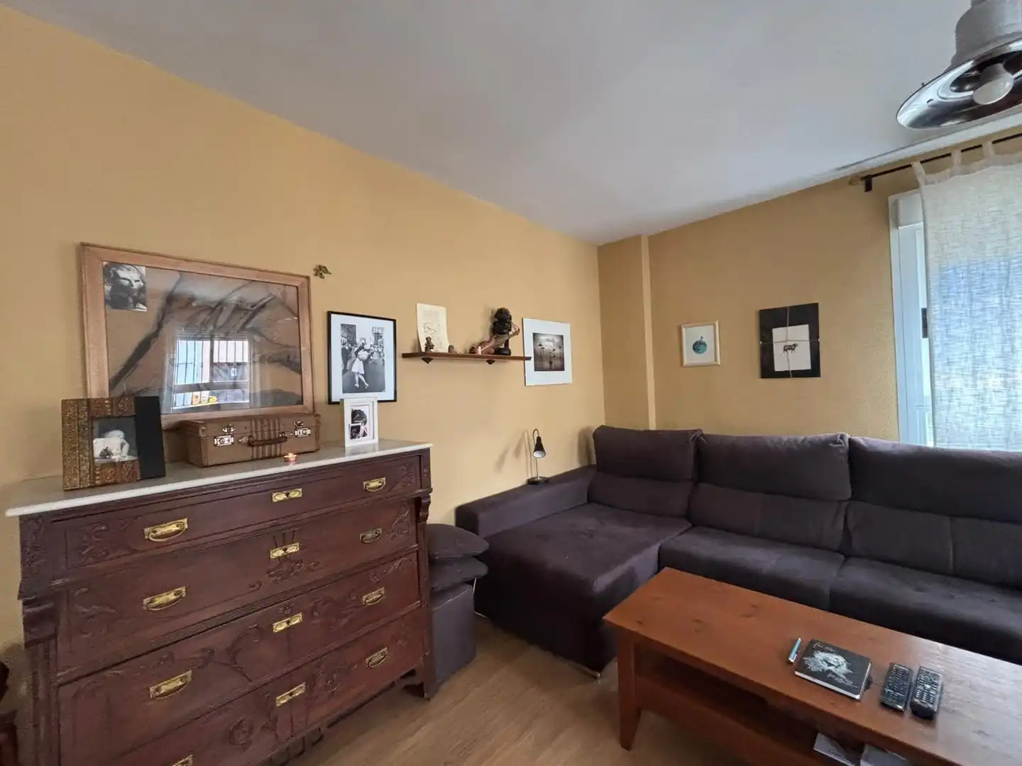 Sala de estar de Piso en venta en Cáceres con Aire acondicionado, Calefacción y Terraza