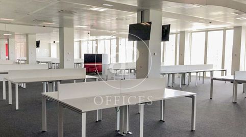 Foto 3 de Oficina de alquiler en San Juan Bautista, Madrid Capital