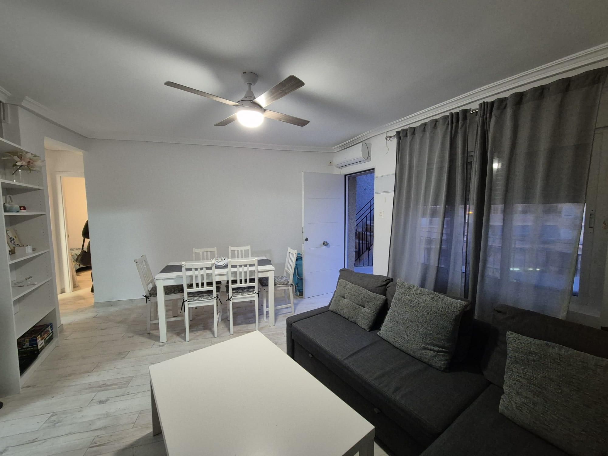 Sala de estar de Apartamento en venta en Santa Pola con Aire acondicionado, Calefacción y Terraza
