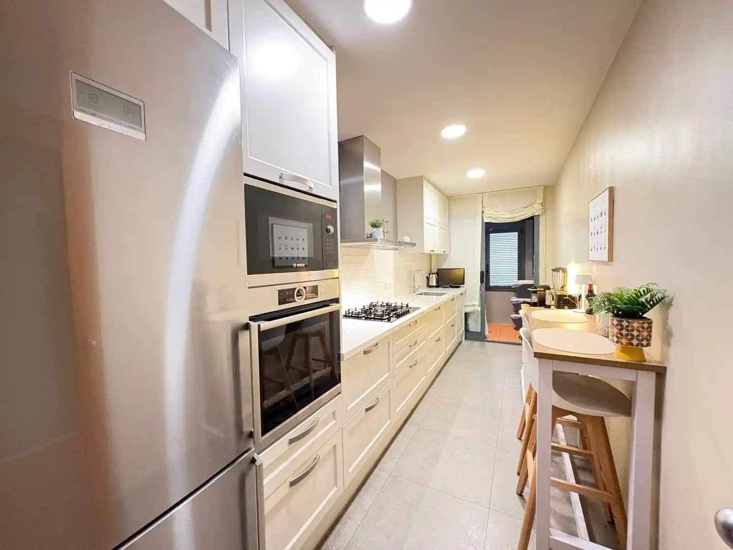 Cocina de Piso en venta en Santa Perpètua de Mogoda con Aire acondicionado, Calefacción y Jardín privado