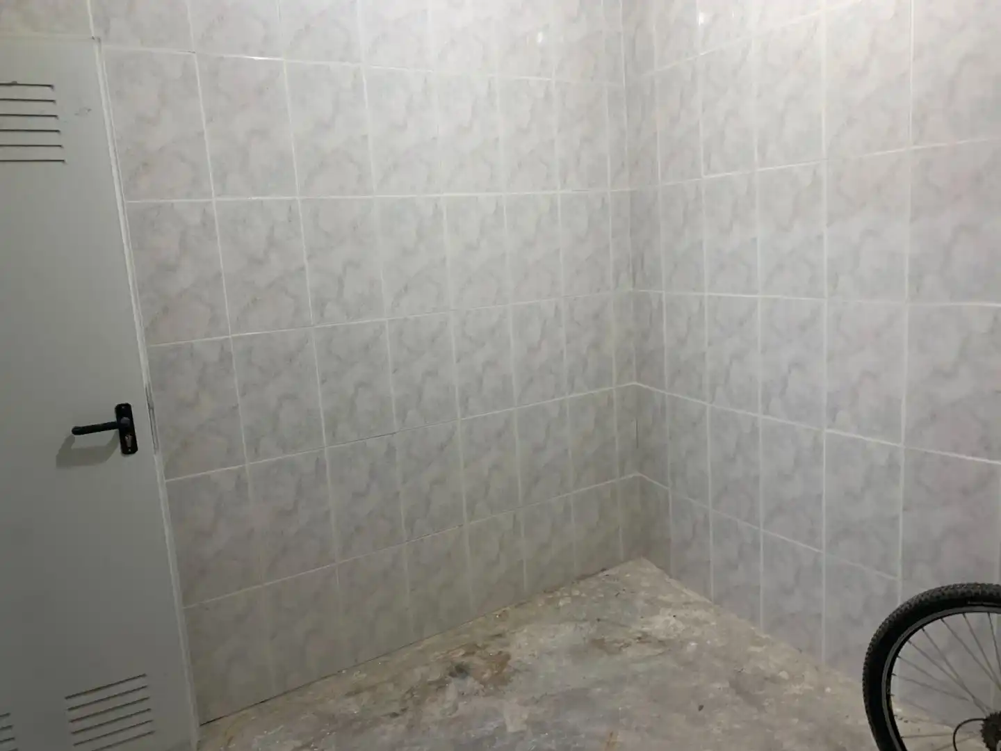 Badezimmer von Lagerraum zum Verkauf in Valencia