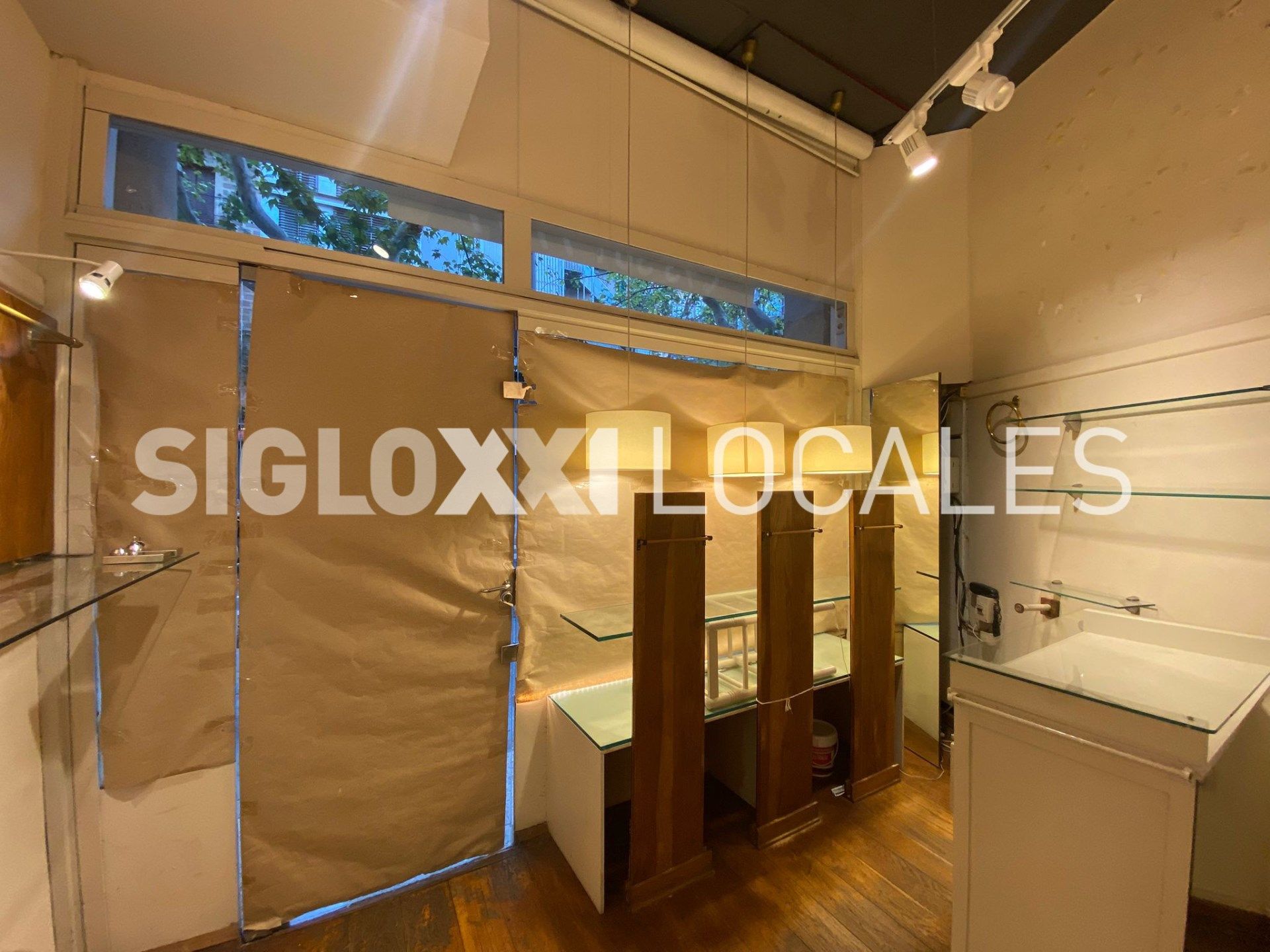 Premises to rent in  Barcelona Capital  with Air Conditioner