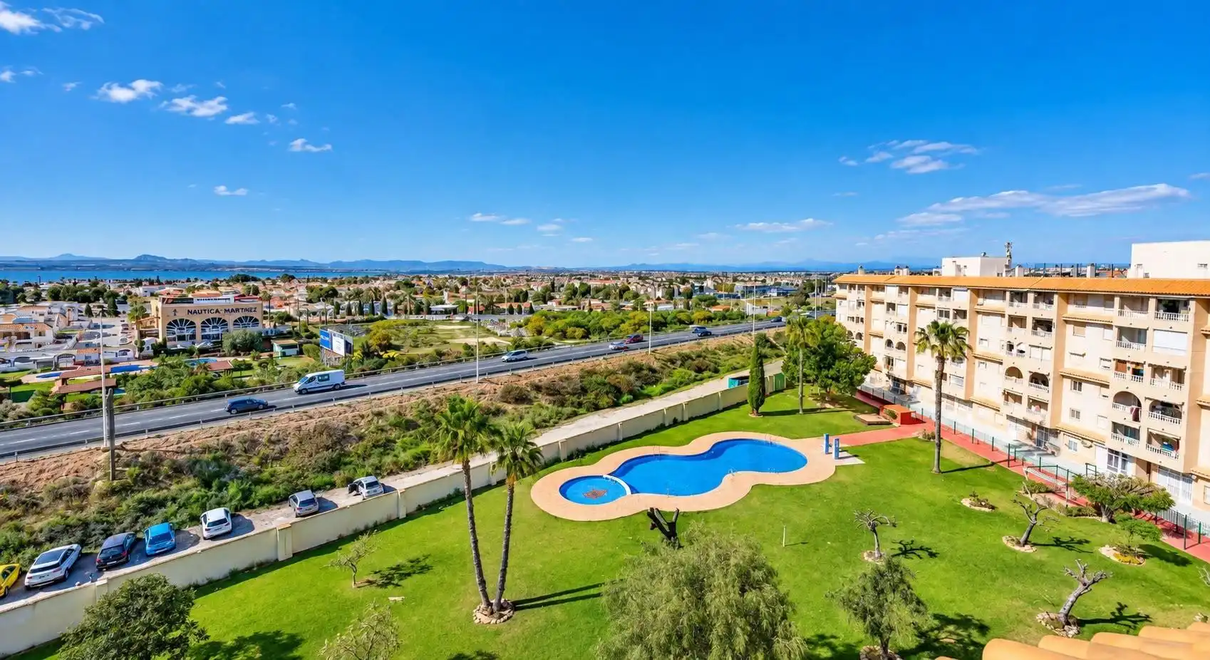 Apartament amb terrassa en venda a Centro, imagen 19