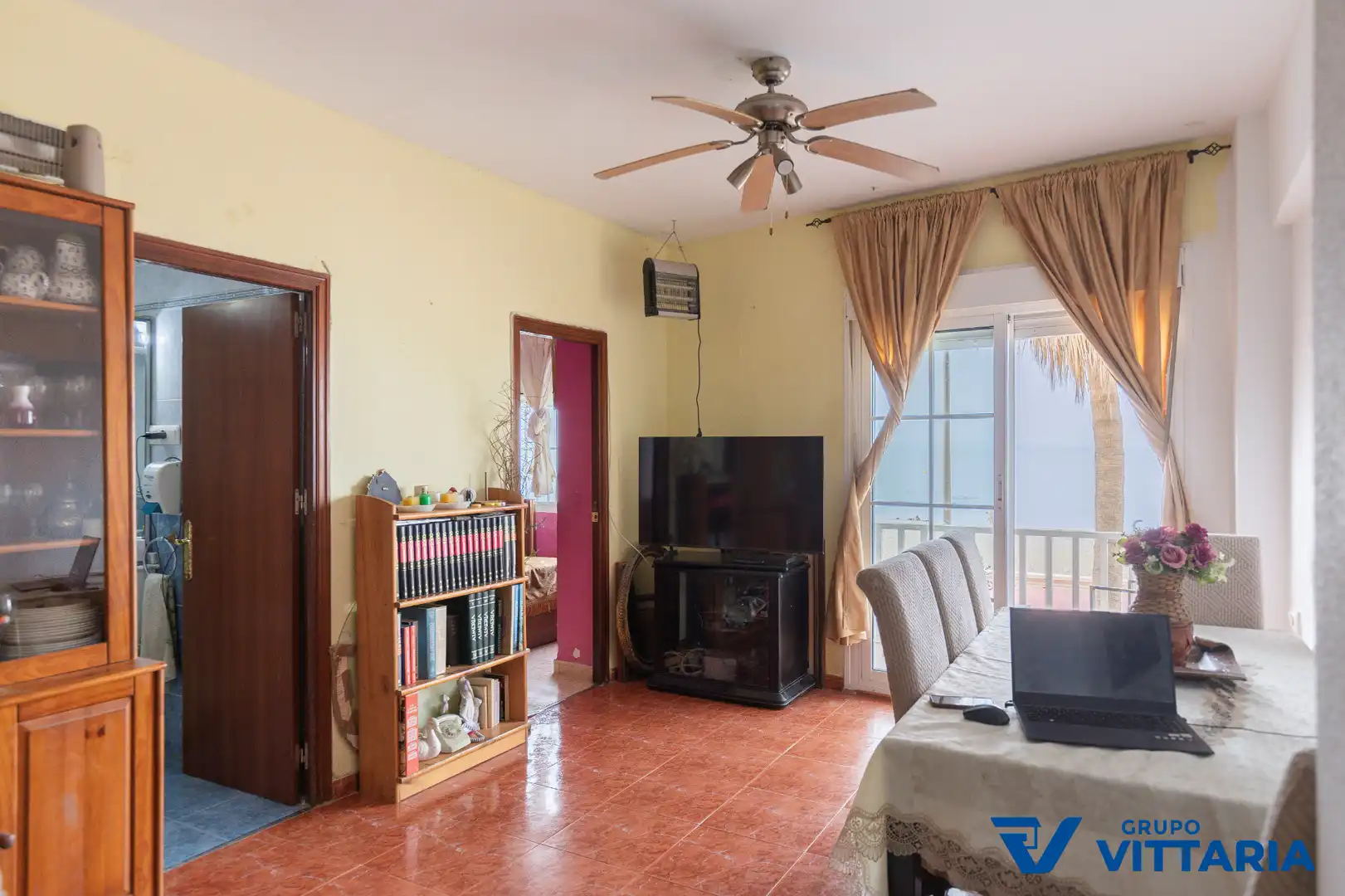 Sala de estar de Piso en venta en Almería con Aire acondicionado, Terraza y Trastero