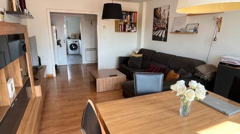 Foto 3 de Piso en venta en Calle Jacinto Benavente, 5, Cabezón de Pisuerga, Valladolid