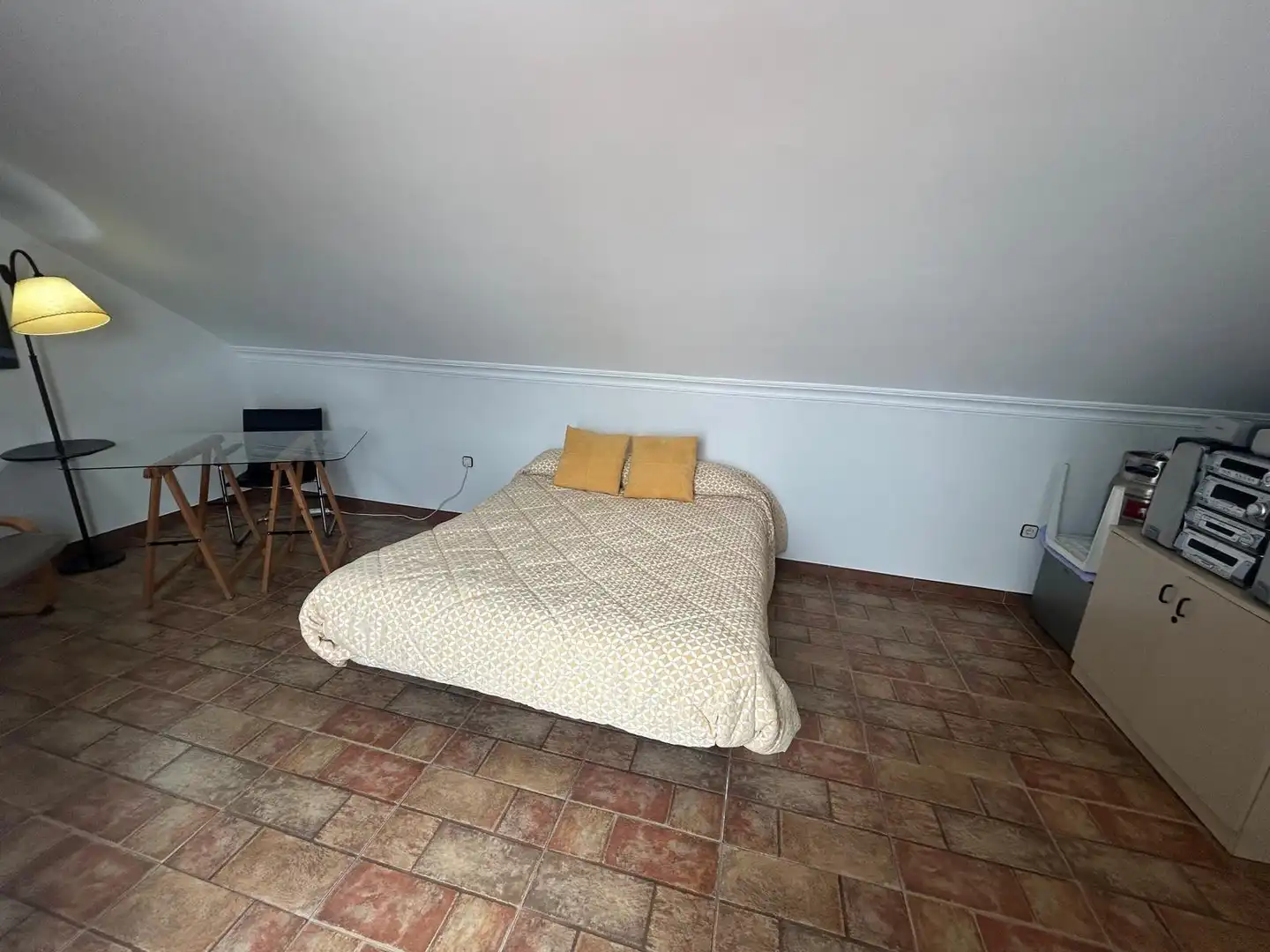 Habitación de Ático en venta en Utrera