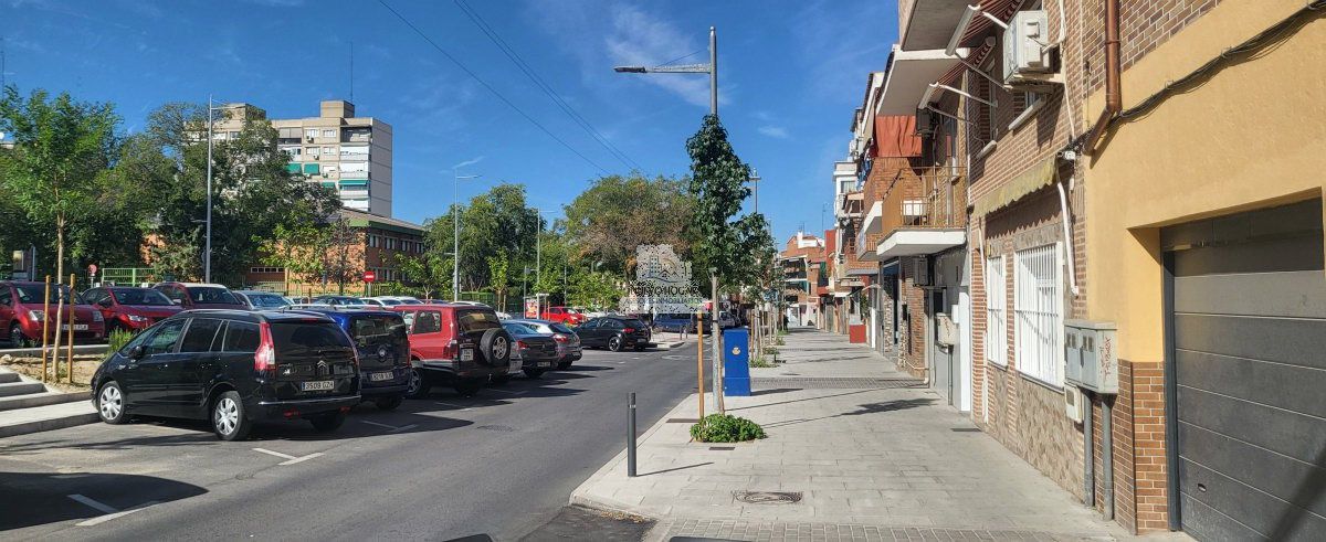 Building for sale in Ciudad 70