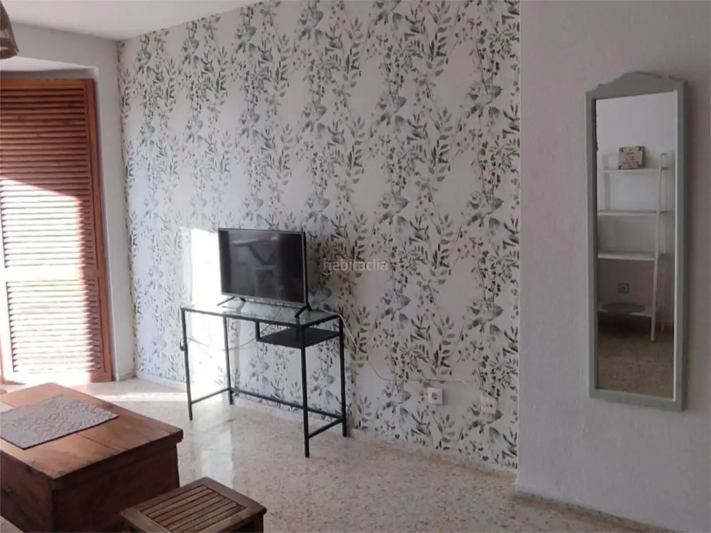 Flat with pool to rent in Calle del Litoral 3