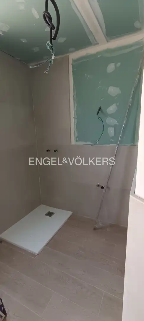 Baño de Apartamento en venta en Las Rozas de Madrid con Aire acondicionado, Calefacción y Terraza